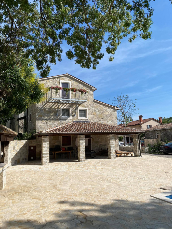 Autentico esterno istriano, Casa di nonno Giovanni Buzet